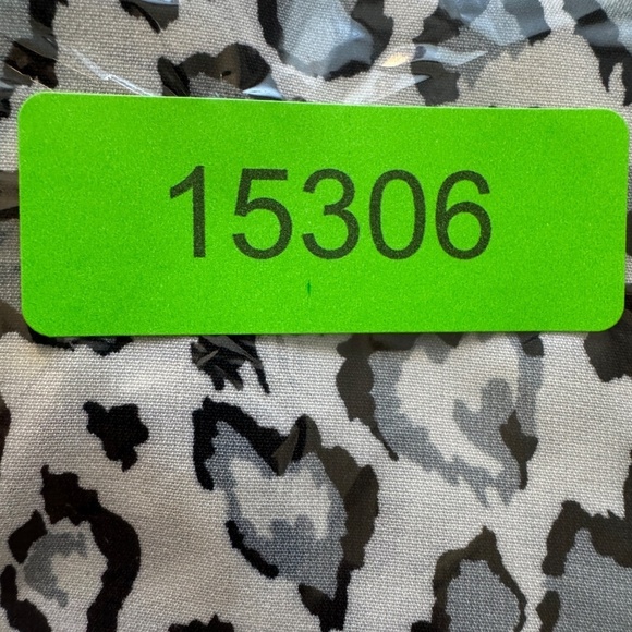 Notations Women's Multicolor Leopard Print 1/2 Sleeve Button Up Satin Blouse 2X - Picture 13 of 13